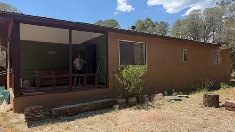 22 Camino Andres Vigil, Pecos, NM 87552