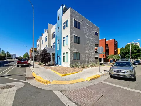 304 Titanium St SW, Albuquerque, NM 87102