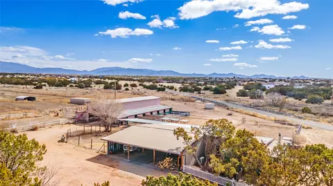 31 A Calle Estevan, Santa Fe, NM 87507