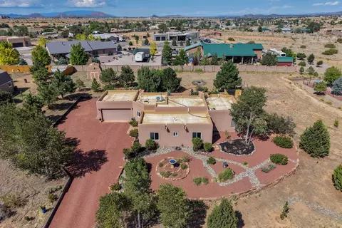 13 Serena Rd, Santa Fe, NM 87508