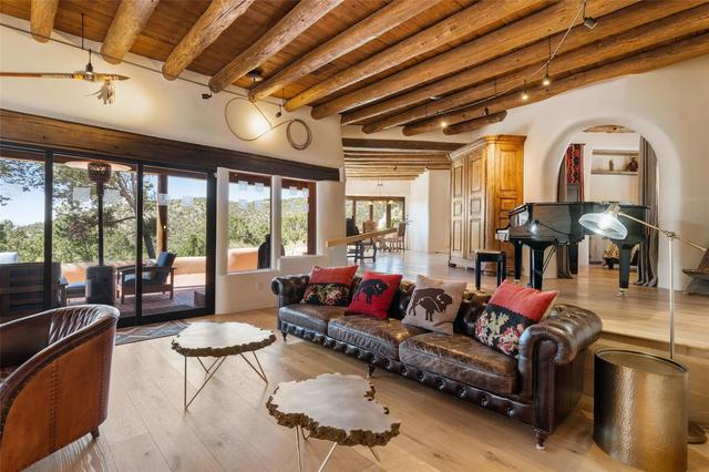 6 Overlook Rd, Santa Fe, NM 87505