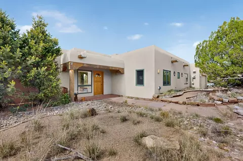 53 Balsa Rd, Santa Fe, NM 87508