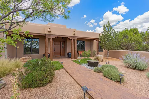 19 Sunrise Vis, Santa Fe, NM 87506