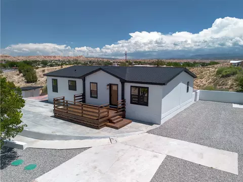 14 N A N Camino Seco, Arroyo Seco, NM 87532