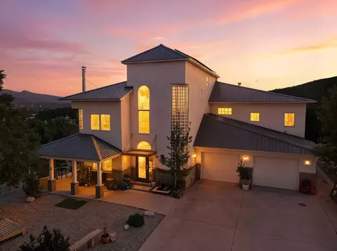 75 Canyon Rd, Sandia Park, NM 87047