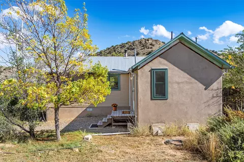 2829 State Hwy 14, Cerrillos, NM 87010