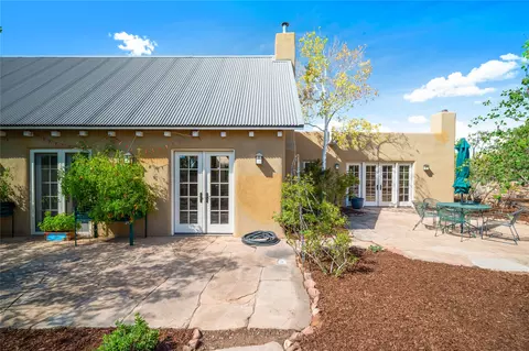 36 Lamy Downs, Lamy, NM 87540
