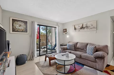 941 Calle Mejia #604, Santa Fe, NM 87501