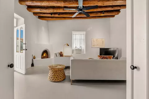 447 Cerrillos Rd #6, Santa Fe, NM 87501