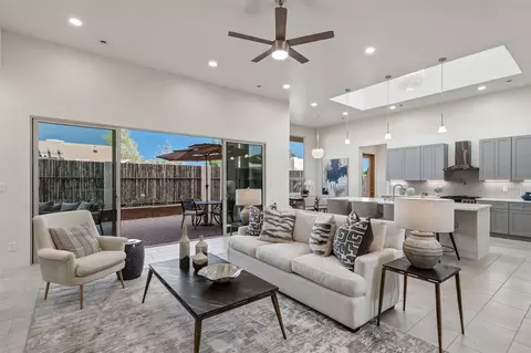 36 Pinon Doblado, Santa Fe, NM 87508