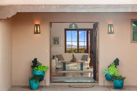 70 Tierra Grande, Santa Fe, NM 87506