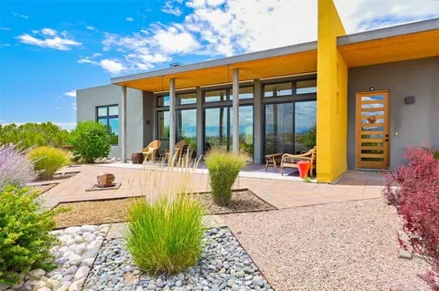 15 Summer Night, Santa Fe, NM 87506