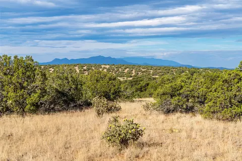 30 Silver Saddle, Lamy, NM 87540