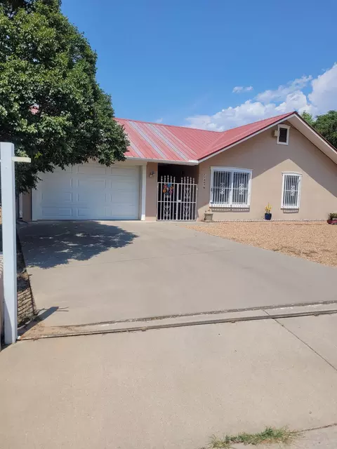 1407 Mccurdy Cir, Espanola, NM 87532
