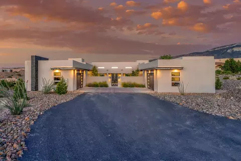 27 Ocate, Placitas, NM 87043