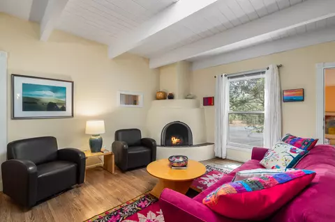 3168 Plaza Blanca, Santa Fe, NM 87507