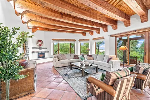 42 Sunflower Dr, Santa Fe, NM 87506