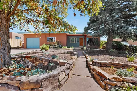 149 Alamo Dr, Santa Fe, NM 87501