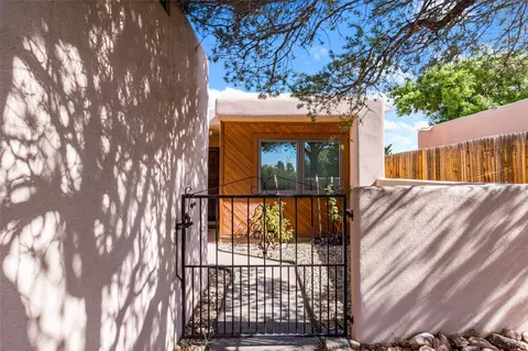2312 Calle Luminoso, Santa Fe, NM 87505