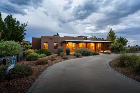 11940 Pino Ave NE, Albuquerque, NM 87122