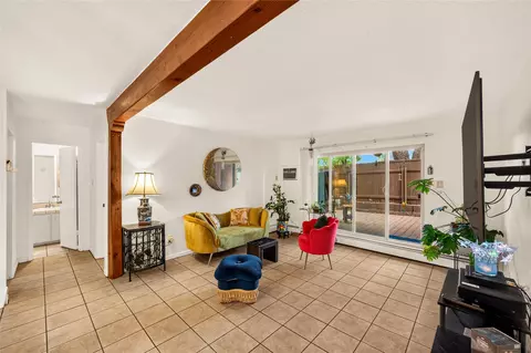 157 Calle Ojo Feliz #D, Santa Fe, NM 87505