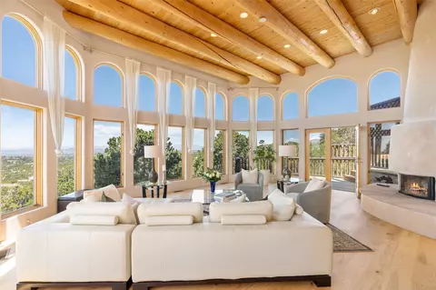51 Coyote Mountain Rd, Santa Fe, NM 87505