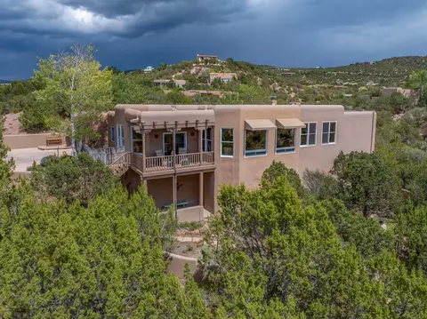957 Paseo Del Sur, Santa Fe, NM 87501