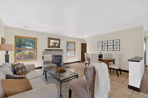 2 Torneo, Santa Fe, NM 87508