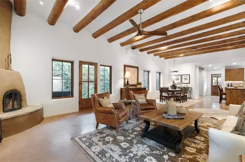 1020 Canyon #E, Santa Fe, NM 87501