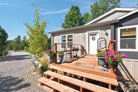 23 Avenida Mercedes, Pecos, NM 87552