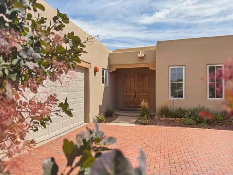 21 Calle Lemita, Santa Fe, NM 87507