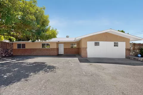 414 Calle Valdez, Espanola, NM 87532