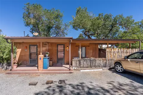 231 Closson St #6, Santa Fe, NM 87501