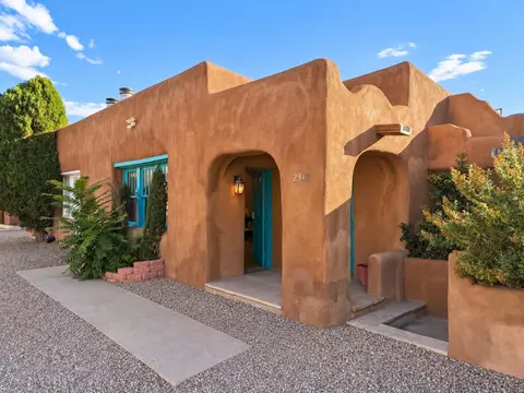 234 N Guadalupe #B, Santa Fe, NM 87501