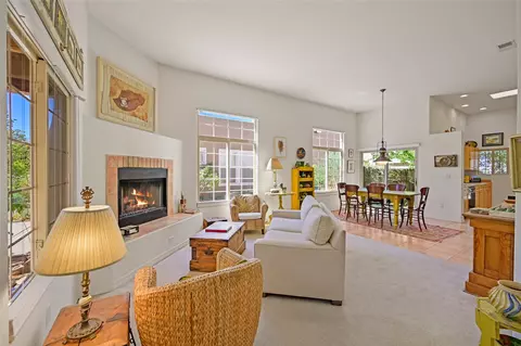 4416 Autumn Leaf Ln, Santa Fe, NM 87507
