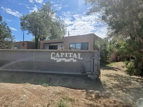 2704 Calle Cedro, Santa Fe, NM 87505