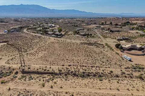 4305 Huron Dr, Rio Rancho, NM 87144