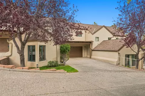 5070 Eaton Pl, Los Alamos, NM 87544