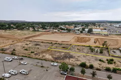 602 Eloy Martinez Ln, Espanola, NM 87532