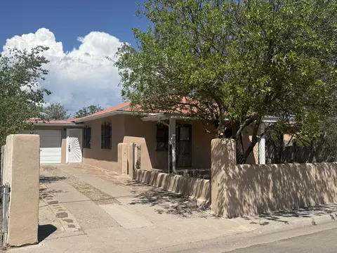 206 Coronado, Espanola, NM 87532
