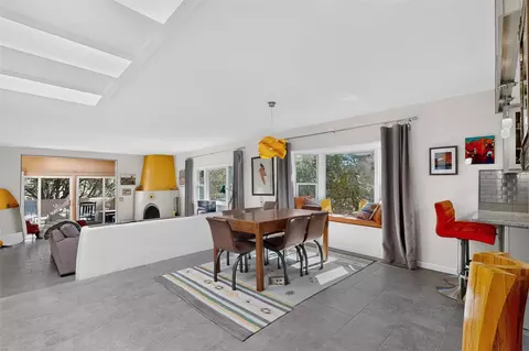 845 Colonitas Campestres, Santa Fe, NM 87501