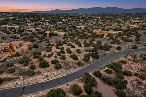 43 Thundercloud, Santa Fe, NM 87506