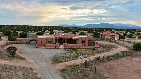 15 Silver Saddle, Lamy, NM 87540