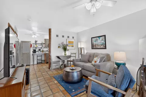 2600 W Zia Rd #11/I, Santa Fe, NM 87505