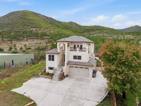 4875 Yucca St, Los Alamos, NM 87544