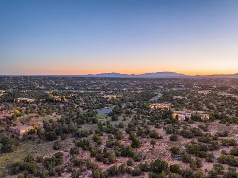61 Hollyhock Cir, Santa Fe, NM 87506