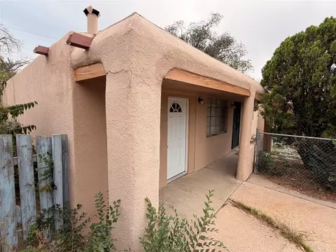 131 Spruce, Santa Fe, NM 87501