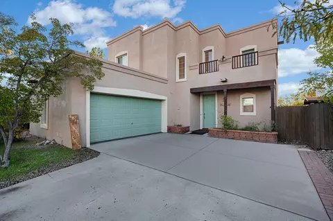 6833 Sunset Cir, Santa Fe, NM 87507