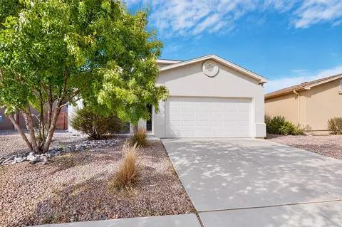 5325 Camino Del Griego, Santa Fe, NM 87507