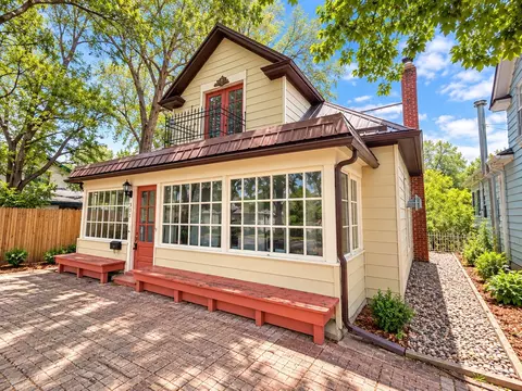 311 6th St, Raton, NM 87740